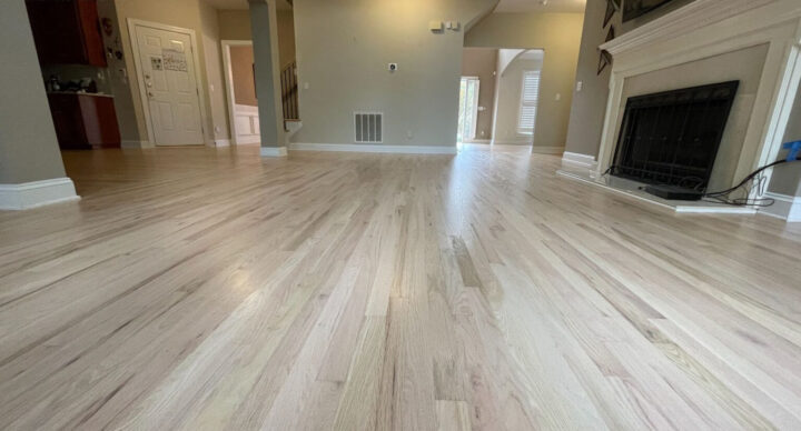 How to Choose The Right Wood Floor Refinishing in Charlotte, NC?